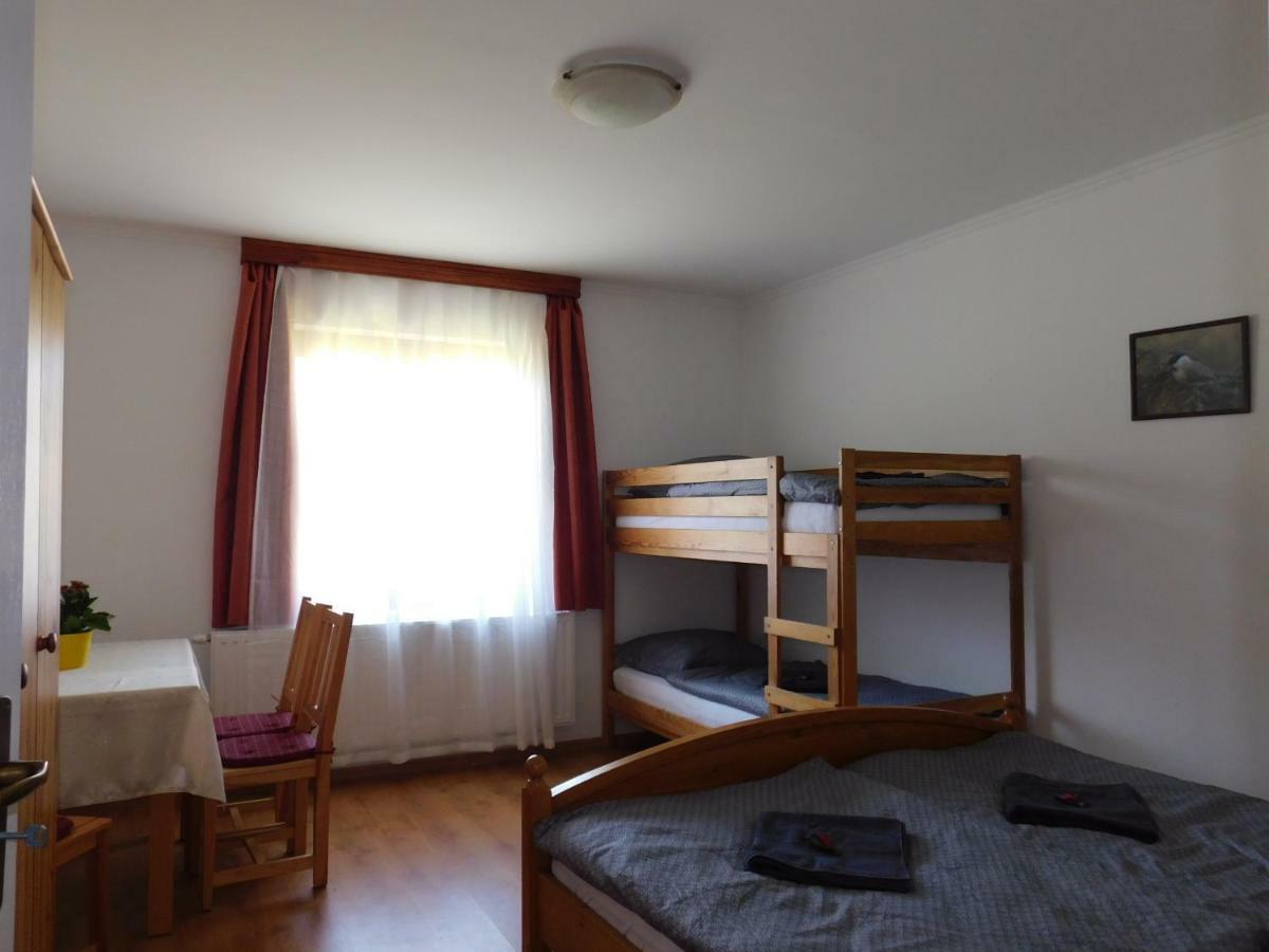 8888 Apartmanház Lispeszentadorján Exteriér fotografie